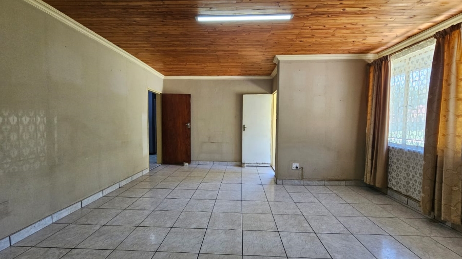 4 Bedroom Property for Sale in Sasolburg Ext 1 Free State